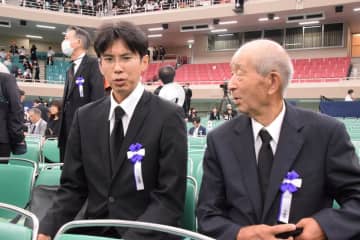 終戦78年、戦争の記憶風化させぬ　千葉県内参列者最年少35歳・小川さん（船橋市）遺族代表で献花　全国戦没者追悼式