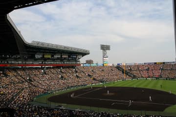 【高校野球】“静かなスタンド”に騒然「不思議な雰囲気」　甲子園でハプニング「なんで手拍子？」