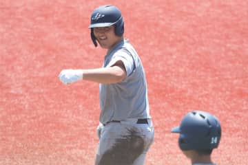 【高校野球】花巻東10年ぶりベスト8　佐々木麟太郎は3安打、好守連発で智弁学園を下す