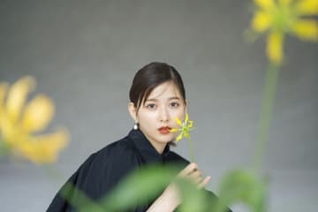 渡邉理佐、オフィシャル・ファンクラブがオープン 開設を記念したグッズや初のイベントも開催