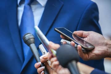 与えられる情報は同じでも… スクープをモノにできる記者とそうでない記者の違い