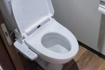 手を洗わずにトイレから出てきた彼女　「わたし家でも洗わないよ」にドン引きした男性