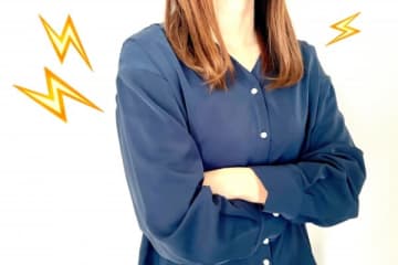 「今度洋服あげるわね」と言っていた友人がボロ服を渡してきて絶縁