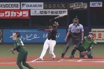 5階席一直線「パワーえぐすぎ」　野手も追わない“衝撃弾”は「想像の倍飛んでた」