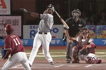 ロッテ、ポランコと山口が2者連発　美馬が7回無失点で2勝目…完封リレーで楽天に快勝