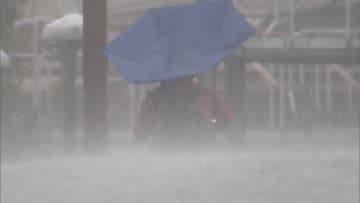 台風13号の被災地で残暑続く　大気不安定でゲリラ豪雨も