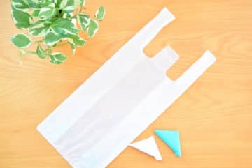 警視庁が教える“ビニール袋の結び方”が超簡単！　取り入れやすい裏ワザに「やってみたい」と反響