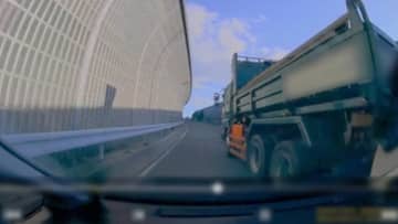 【独自】強引に割り込み...危険運転　道はガラガラ「わざとかな」　あわや衝突も...何とか回避