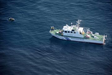 【速報】手こぎボートの男性が漂流　巡視艇2隻とヘリ出動し救助　野島崎沖　「冒険目的で航行」　
