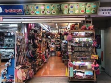 今回は日本人観光客に大人気のシノワ雑貨を豊富に扱う人気店をご紹介しよう。写真は台北地下街にある人気店。