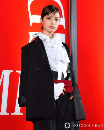 平手友梨奈「カルティエ」イベントに降臨　427万円の高級時計で圧巻オーラ放つ