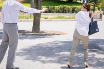 「俺の自給は1500円だ！時間分、金で返せ！」ストーカーが逆ギレ！ まさかの発言にドン引きした女性