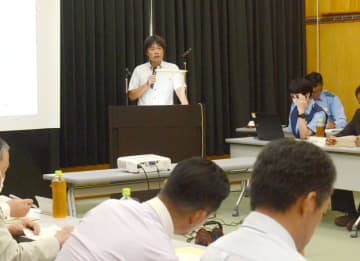 「日常壊され突然弱者に」　銃撃事件で兄亡くした弁護士　犯罪被害者・遺族支援訴え　山武署で講演会