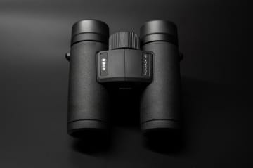 【いつモノコト】クッキリ見え過ぎて感動　ニコン双眼鏡「モナーク M7」