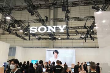 ソニー、スカウター型スマートグラス初披露 ブースはアクセシビリティ”だけ”【CEATEC2023】