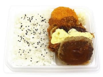 とんかつソースとタルタルで味わえるチキンカツとハンバーグなど洋食おかずを組み合わせて1,000kcal超えのお弁当! セブン‐イレブンが「2種ソースのチキンカツ＆ハンバーグ弁当」を本日24日(火)発売