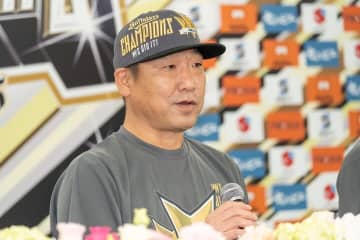 “関西ダービー”へ臨むオリックス。ファンの熱気で上回る阪神に対し、中嶋監督は「皆さんの応援をもっともっとほしい」