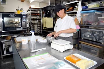 【房総豪雨4年】　店が3度浸水も、乗り越え子どもの夢応援　考案スイーツ発売へ奮起　「『夢は大切』と言っている私がくじけたら説得力がない」　茂原の洋菓子店