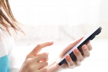 うつ病治療中に友人から「回復早い！人間ですか？」→「人間以下のクズだと思います」と返したら「その方が辻褄合うかも！」と来て絶縁
