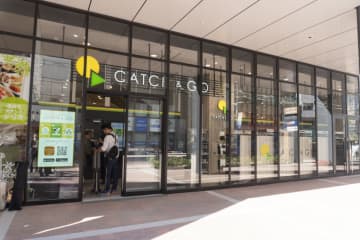 イオン横浜のウォークスルー店舗を見てきた　商品を持って退店で会計完了