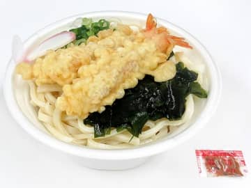 海老天2尾とわかめのうどんが税込507円! セブン‐イレブンが「海老天わかめうどん」を発売