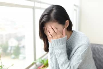 「今まで付き合ったB型の女は自己中でろくでもない女だった」バイトの先輩に完全無視された女性