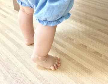 「子どもを静かにさせろ。防音マットを買え」社宅に入居したら下階住人から文句が来るも「私たちは屈しません笑」と強気の女性