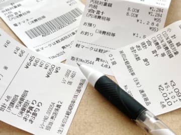 年収2000万円でも極限まで節約！ 貧乏性すぎて「何も考えずにタクシーに乗れる知人が羨ましい」と語る男性