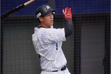 3年で戦力外も…消えぬ闘志「もう1回戻りたい」　21歳大砲が探るNPBへの“最短ルート”