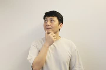 自分が“おじさん”になったと自覚する瞬間　「文章が頭に入ってこない」「風邪がアホみたいに長引く」