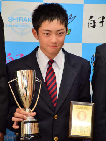 夢は世界一のプレーヤー　日本ジュニアテニス選手権優勝の白子中1年・金田歩積さん（12）　【ひと模様】