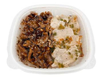 コク旨醤油の「牛カルビ」、ねぎ塩「豚カルビ」のWカルビが堪能できる! 「Wカルビの焼肉丼(醤油だれ・ねぎ塩だれ)」、セブン-イレブンが本日27日(月)から全国一部地域で順次販売