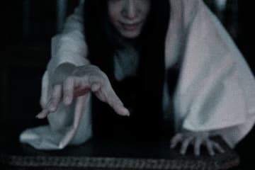 幽霊？「パパの後ろにいる血だらけの女の人は誰？」子どもの問いかけに父親は……