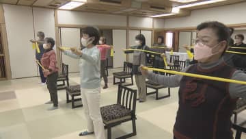         懐かしい曲に合わせてトレーニング！「カラオケ健康体操」で脳や身体を鍛えよう【愛媛】      