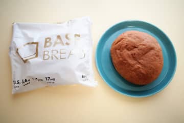 【いつモノコト】完全栄養食をいろいろ試して「BASE BREAD」に決めた