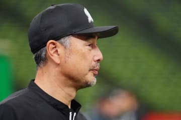 163キロ右腕に元本塁打王　現役ドラフトでは“お宝”獲得…ロッテが進める戦力補強