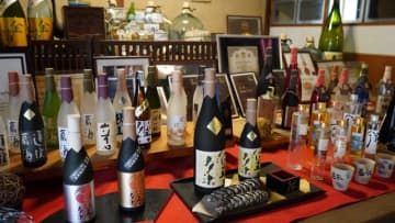         リニア新幹線のシステム開発者が“老舗酒造の蔵元”に転身！「暖簾を守るな、暖簾を破れ」温泉地・道後に新しい風を      