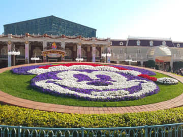 40周年のクリスマスもきらびやか！東京ディズニーランドのクリスマス