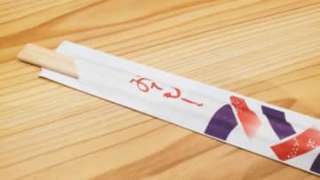 大変！潔癖症の人が外食をすると…「マイ箸・お醤油・お茶など持参できるものは持参します」