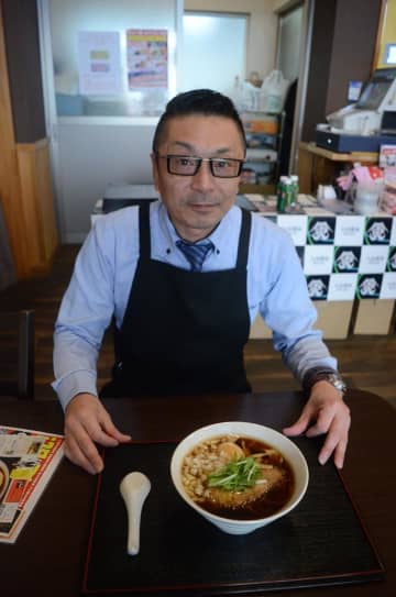 老舗しょうゆ会社直営　タレの「プロ」作るコク深スープ　富士虎屋（山武市）【房総ラーメン図鑑】（1）
