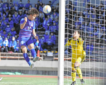 【速報】市船橋12大会ぶり4強　名古屋に競り勝つ　全国高校サッカー