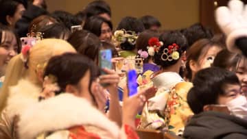 5類移行後 初の「成人の日」　被災地では式典中止も