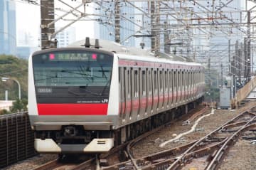 「生活リズムが狂う」波紋を呼ぶJR京葉線の“快速”廃止問題。異例のダイヤ見直しに立ち会った担当者が語る交渉の舞台裏