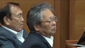 元議長3人衆もそろって目を閉じ…“居眠り議員”の給料アップ案を提出へ　先送りのはずがなぜか一転　千葉・柏市