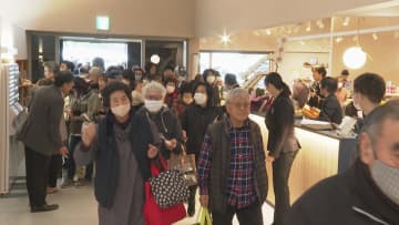         本館全焼から2年半…「佐田岬亀ヶ池温泉」がグランドオープン！レストランや物販コーナー再開【愛媛】      