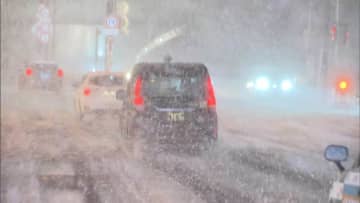 大雪ピーク 交通や物流に混乱　東京23区全域など大雪警報　6日も多数の交通機関へ影響