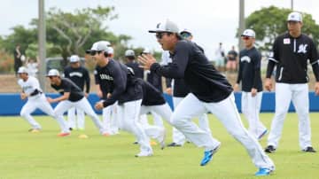 【千葉魂】輪の中心に益田　独りにさせない優しさ　千葉ロッテ