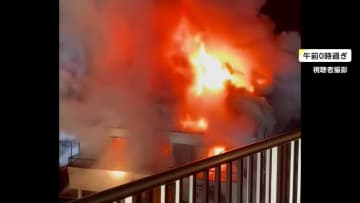 「2階のベランダに夫と逃げている」2階建ての住宅で火災…現場から1人の遺体　千葉・柏市