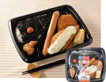 ふっくら白身フライ、ウインナー、唐揚、カレーコロッケ、玉子焼などで1,003kcalの海苔弁! ローソンが「これがのり弁当」を発売～タルタルと醤油の別添小袋を止めてプラ削減