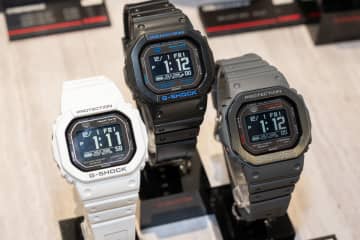 G-SHOCK、心拍計搭載で角形「DW-H5600」にホワイトなど追加